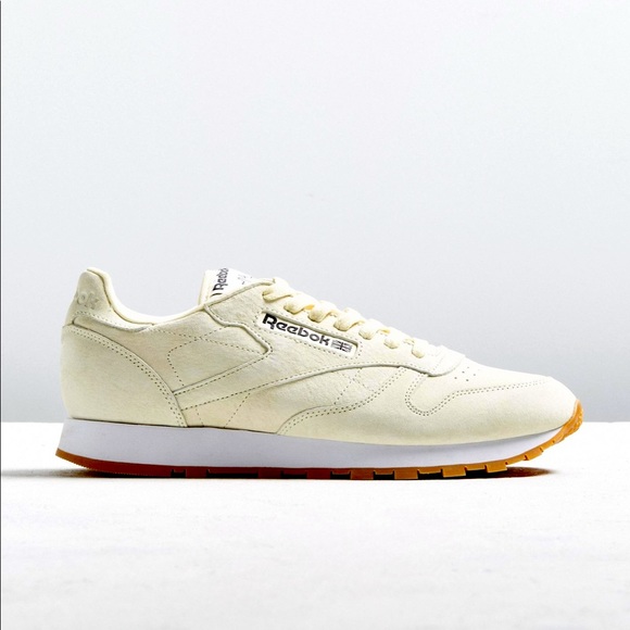 Reebok Classic Leather Sneaker - Picture 1 of 10
